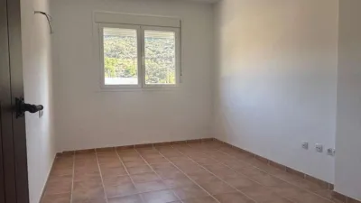 Piso en venta en Calle Cuarteles, 4, Enix de 61.285 €