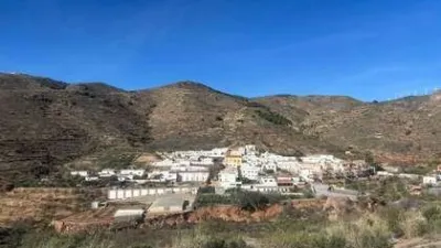 Piso en venta en Calle Cuarteles, 4, Enix de 61.285 €