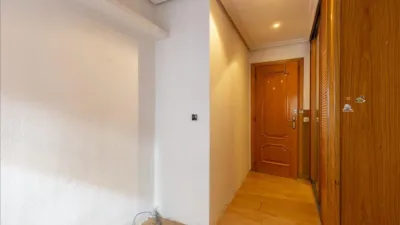 Apartment on Calle de Alejandro Morán photo 13