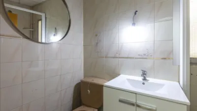 Apartment on Calle de Alejandro Morán photo 18