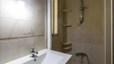 Apartment on Calle de Alejandro Morán photo 19