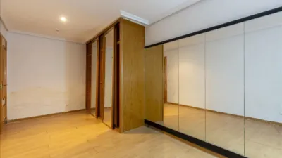Apartment on Calle de Alejandro Morán photo 8