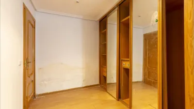 Apartment on Calle de Alejandro Morán photo 9