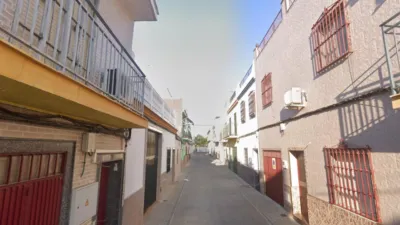 Apartment on Calle Alcolea del Río photo 2
