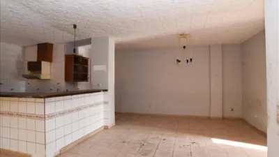 Apartment on Carrer de l'Empordà photo 11