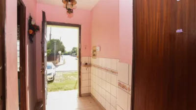 Apartment on Carrer de l'Empordà photo 12