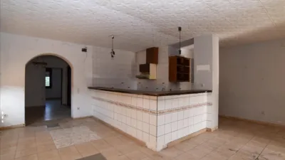 Apartment on Carrer de l'Empordà photo 17