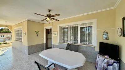 Chalet in Bonito Detached Chalet for Sale in Los Limoneros El Altet photo 20