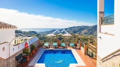House in , Close to the Sea, in the Countryside, Near the Village photo 5