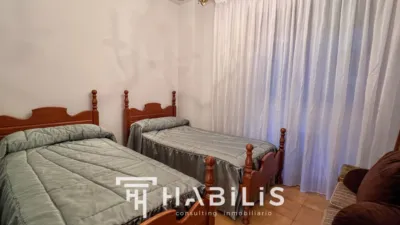 Piso en alquiler en La Reconquista-Santa Teresa, La Reconquista-Santa Teresa (Distrito Zona Nueva. Toledo Capital) de 990 €<span>/mes</span>