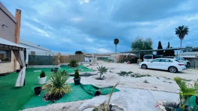 Casa – Dolores - Más