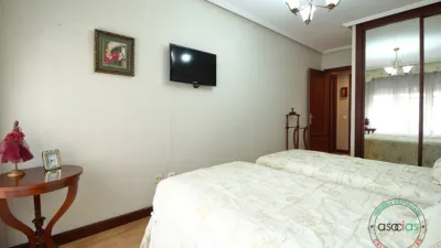 Flat on Calle de Avilés, 1 photo 17
