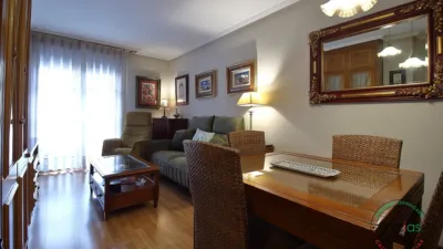 Flat on Calle de Avilés, 1 photo 2
