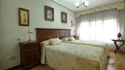 Flat on Calle de Avilés, 1 photo 8