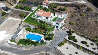 Chalet en calle Tajinaste photo 10