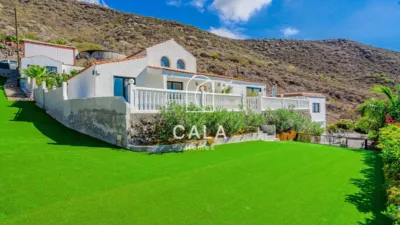 Chalet on Calle Tajinaste photo 3