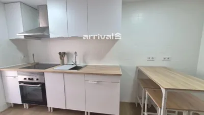 Piso en alquiler en Calle de Rodrigo de Pertegás - Imagen 3