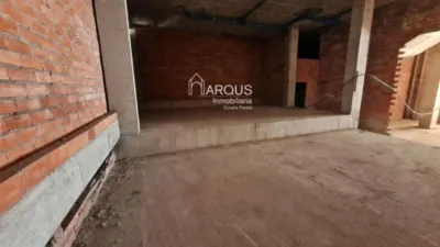 Local comercial en venta en O Milladoiro - Más
