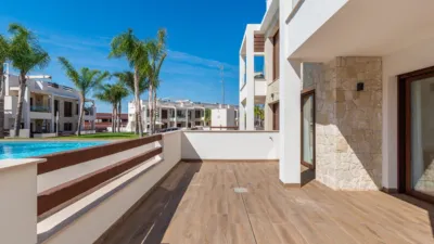 Townhouse in Los Balcones - Los Altos del Edén photo 2
