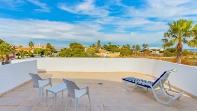 Chalet en alquiler en Zona Urbanización Veneziola Golf, Núcleo Urbano (San Javier) de 1.650 €<span>/mes</span>