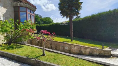 House in Brión photo 30