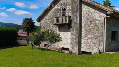 House in Brión photo 9