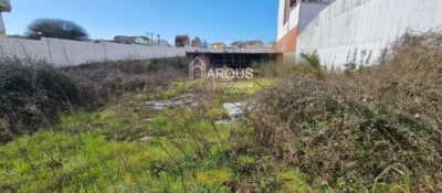 Terreno en venta en Negreira - Más