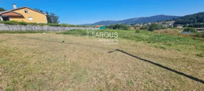 Terreno en venta en Rois - Más