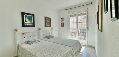 Apartment on the street photo 7