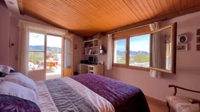 House in Sax photo 8