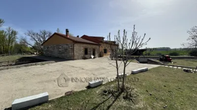 House in the Villagonzalo Area photo 15