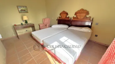 House in the Villagonzalo Area photo 24