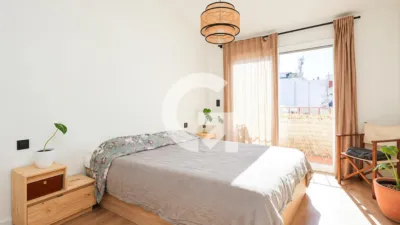 Top floor flat on Carrer de Joan Maragall photo 9