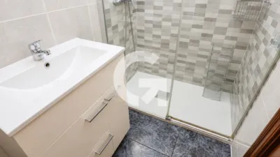 Flat on Carrer de Francesc Macià photo 10
