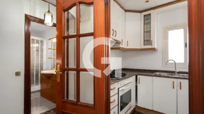 Apartment on Carrer de la Mare de Déu de Montserrat photo 12