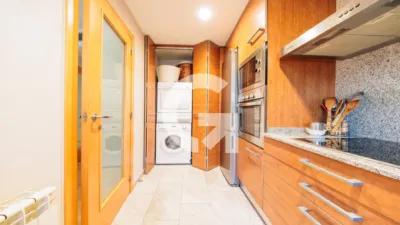 Apartment on Carrer Nacions Unides photo 11