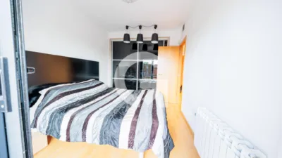 Apartment on Carrer Nacions Unides photo 13