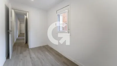 Piso en venta en Calle Cl Gravina de, Pubilla Cases (L'Hospitalet de Llobregat) de 225.000 €