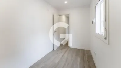 Piso en venta en Calle Cl Gravina de, Pubilla Cases (L'Hospitalet de Llobregat) de 225.000 €