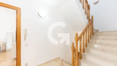 Semi-detached house on Carrer General O'Donnell photo 9