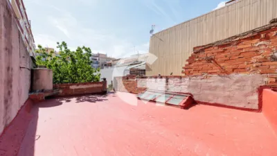 House on Carrer de Pompeu Fabra photo 2