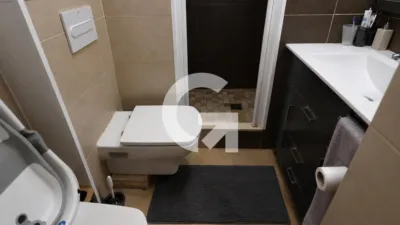 Flat on Carrer de Gr Camps Blancs photo 11