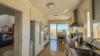 Chalet on Calle de las Higueras photo 21