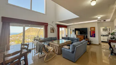 Chalet on Calle de las Higueras photo 8
