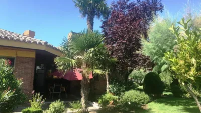 Chalet en venta en Urbanización Panorama, Simancas de 395.000 €