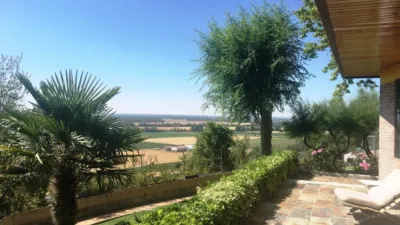 Chalet en venta en Urbanización Panorama, Simancas de 395.000 €