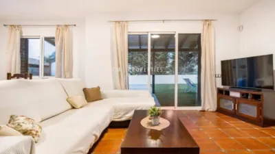 Chalet en alquiler en Riba-Roja de Túria, Riba-roja de Túria de 2.500 €<span>/mes</span>