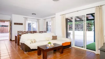 Chalet en alquiler en Riba-Roja de Túria, Riba-roja de Túria de 2.500 €<span>/mes</span>