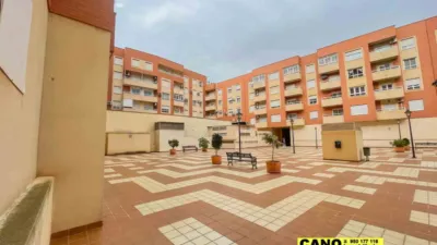 Piso en calle Juan Carlos I photo 36