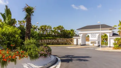 Apartment in Altos de Estepona photo 12